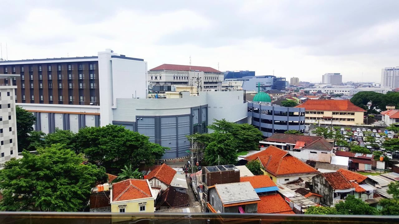 Pinnacle Apartment Pandanaran Semarang Buitenkant foto