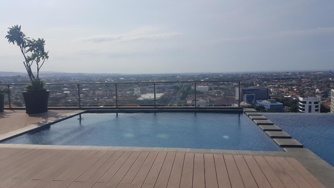 Pinnacle Apartment Pandanaran Semarang Buitenkant foto